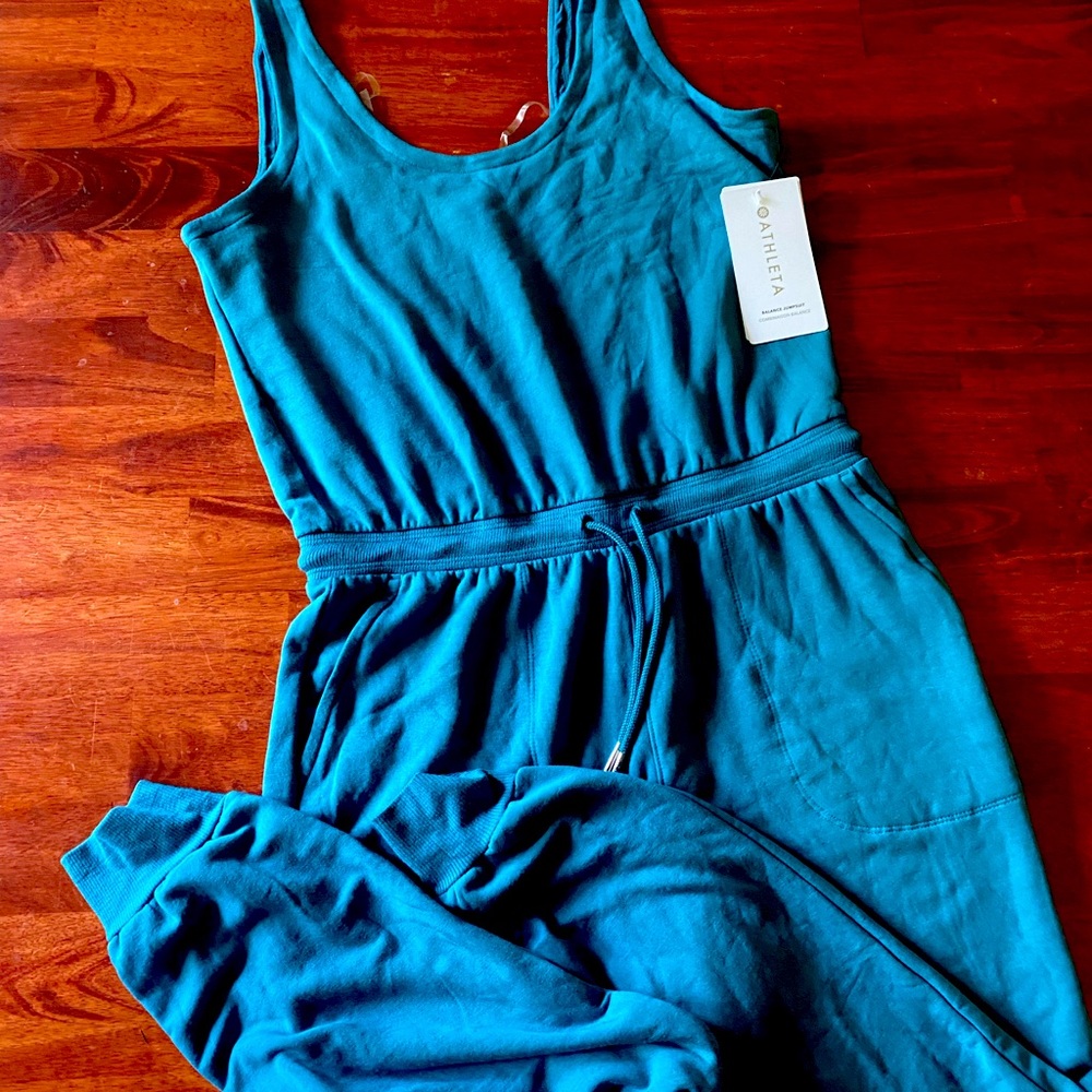 Athleta Medium Balance Jump Suit -NWT